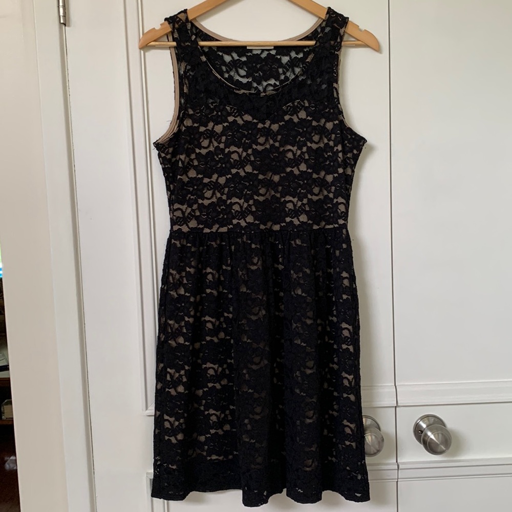 Black Lace Overlay Sleeveless Dress